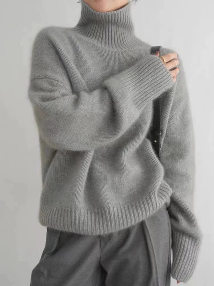 Juvy | Cashmere Turtleneck Sweater